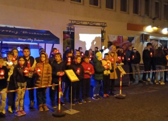 Svijeće za Vukovar upaljene i u Buševcu, Vukovini, Novom Čiču...