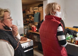 Klub žena Pokupsko: I njima su kuće oštećene, ali volonterima kuhaju kavu i spremaju obroke!