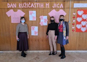 FOTO Gimnazijalci u ružičastim majicama poručili: 'U našoj školi nema mjesta nasilju!'