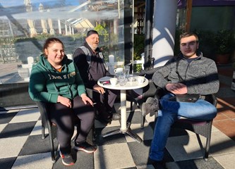 FOTO Sunčano vrijeme izmamilo Goričane na otvorene terase: 'Ova prva kava nama znači povratak u normalu!'