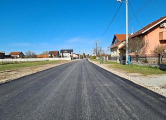 Miošićeva: Novi asfalt na potezu od Japine do Kurilovečke, do kraja dana i do Kolareve