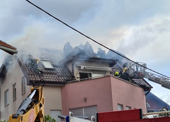 FOTO I dalje traje gašenje požara u Rakarju! Vatrogasci: „Ovo nije jednostavna intervencija”