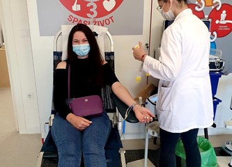 FOTO Lipanjska akcija dobrovoljnog darivanja rezultirala s dragocjenih 259 doza krvi, odazvalo se i 10 novih darivatelja!