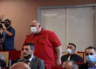 Svečano prisegnuli novi vijećnici Gradskog vijeća, za predsjednika izabran Darko Bekić