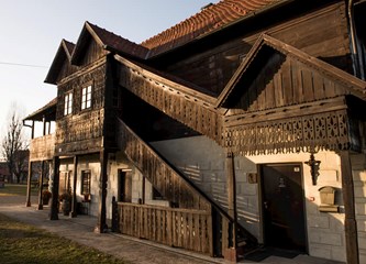 Bliži se jedinstveni festival drvenih kapela 'Sancta Barbara', otvorenje u impresivnoj kapeli sv. Barbare u V. Mlaki