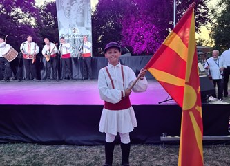 FOTO Otvoren 20. Međunarodni festival folklora: Pred goričkom publikom zaplesali Makedonci, Srbi, Hrvati... Reakcije su sjajne!