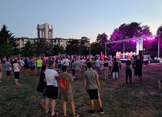 FOTO Otvoren 20. Međunarodni festival folklora: Pred goričkom publikom zaplesali Makedonci, Srbi, Hrvati... Reakcije su sjajne!