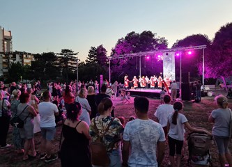 FOTO Otvoren 20. Međunarodni festival folklora: Pred goričkom publikom zaplesali Makedonci, Srbi, Hrvati... Reakcije su sjajne!