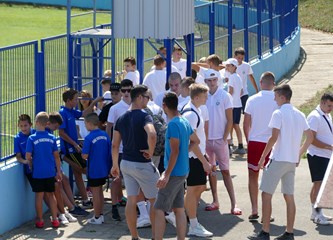 FOTO Mlađe kategorije NK Turopoljac u Vukovaru: „Sklopili smo nova prijateljstva, veliki je ovo događaj za naš klub“