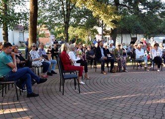 Djelima "Mraclin u srcu Turopolja" i "Mraclinski govor" KUD Dučec bogatu tradiciju svoga kraja otima zaboravu