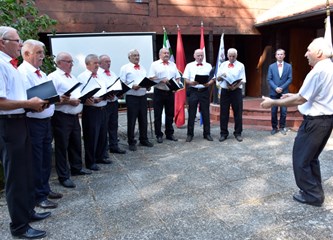 FOTO: Žirovina bogatija programom i sadržajem, no hrastove šume, na žalost, sve siromašnije plodovima