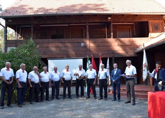 FOTO: Žirovina bogatija programom i sadržajem, no hrastove šume, na žalost, sve siromašnije plodovima