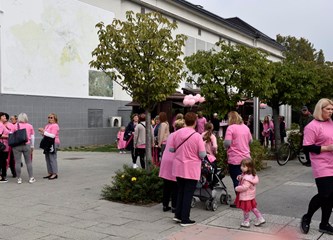 FOTOGALERIJA Edukacijom protiv raka dojke bore se već 20 godina! Proslavu jubileja ovjekovječili milenijskom fotografijom
