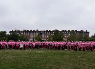 FOTOGALERIJA Edukacijom protiv raka dojke bore se već 20 godina! Proslavu jubileja ovjekovječili milenijskom fotografijom