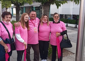 FOTOGALERIJA Edukacijom protiv raka dojke bore se već 20 godina! Proslavu jubileja ovjekovječili milenijskom fotografijom