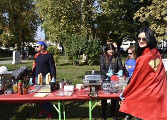 Počeo 20. Gastro Turopolja: Bogata ponuda domaćih proizvoda, craft piva i zabava u srcu grada