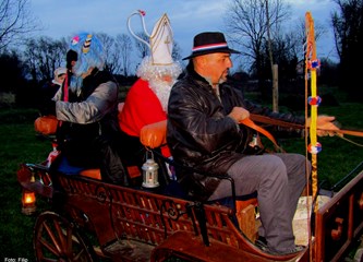 Sveti Nikola pripremio darove i krenuo prema Kosnici