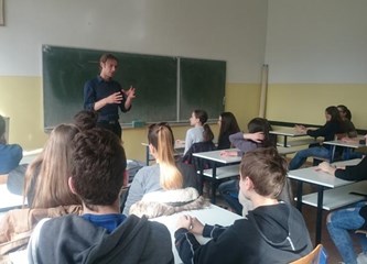 Iluzionist Andrej Škedel začarao Velikogoričane
