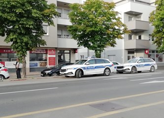 Oružana pljačka u centru: Ušetao naoružan i zatražio novac od djelatnica banke