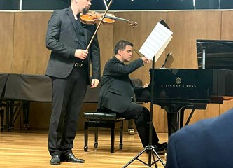 Velikogorički pijanist Krešimir Starčević i violinist Marco Graziani predstavili su Ateni hrvatske skladatelje