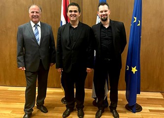 Velikogorički pijanist Krešimir Starčević i violinist Marco Graziani predstavili su Ateni hrvatske skladatelje