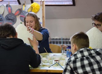 Uživali u uskršnjoj radionici, a uskoro odlaze u Sabor