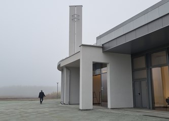 FOTO: Groblje Kušanec dobilo je dugo očekivanu oproštajnu građevinu