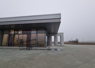 FOTO: Groblje Kušanec dobilo je dugo očekivanu oproštajnu građevinu