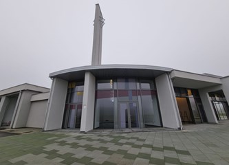 FOTO: Groblje Kušanec dobilo je dugo očekivanu oproštajnu građevinu