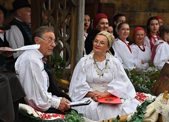 U Kurilovcu proslavili Martinje: „Turopolje to smo mi. Mi smo ova zemlja i ovaj kraj smo mi. Zato prijatelji dragi uživajte danas u ljepoti običaja“