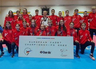Ema Bakula i kadetske taekwondo reprezentativke prvakinje Europe: Nastupi za Hrvatsku su veliki poticaj i motivacija!