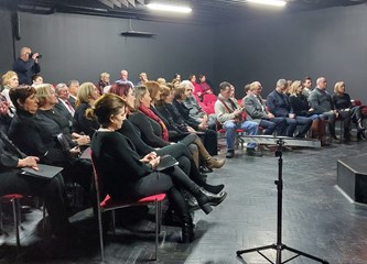 Muzeji su ti koji nam stare stvari prikazuju na novi način: Noć muzeja prikazala bogatstvo kulture u Velikoj Gorici