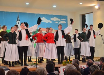 Mlaka najbolja u koreografiranom folkloru