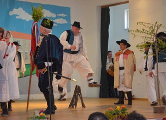 Mlaka najbolja u koreografiranom folkloru