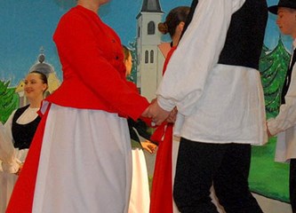 Mlaka najbolja u koreografiranom folkloru