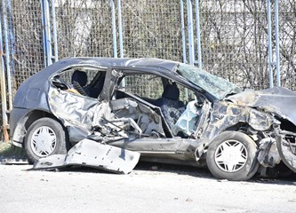 Kod goričke šljunčare sudarili se kamion i automobil