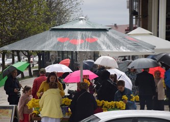 Ni kiša nije omela građane da podrže "Dan narcisa"