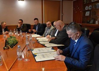 Sport povezao Turopolje i Međimurje: Potpisana Povelja o suradnji zajednica sportskih udruga Preloga i Velike Gorice