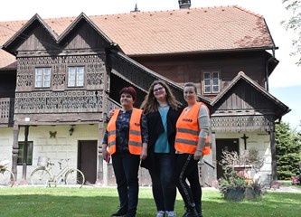 Velika Mlaka u znaku umjetnosti: Više od trideset slikara okupilo se na likovnoj koloniji u organizaciji Društva žena Velika Mlaka