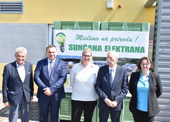 Zahvaljujući solarnoj energiji u Distributivnom centru za voće i povrće u Rakitovcu smanjili potrošnju električne energije za 50 posto