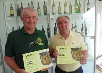 Škrleti breških vinara među najboljima: Vlado Mikulčić i Franjo Matković osvojili zlatne diplome na Festivalu vina „Moslavina 2023.“