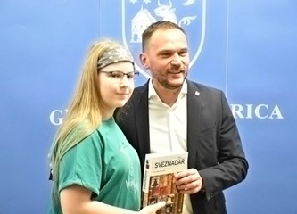 Gradonačelnik ugostio najbolje učenike: „Želim ostati u Hrvatskoj i završiti fakultet koji će mi omogućiti da se tu zaposlim“