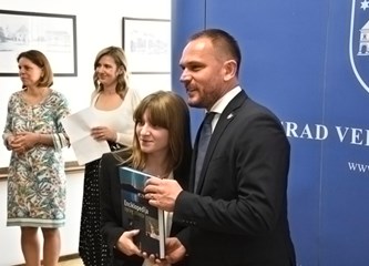 Gradonačelnik ugostio najbolje učenike: „Želim ostati u Hrvatskoj i završiti fakultet koji će mi omogućiti da se tu zaposlim“