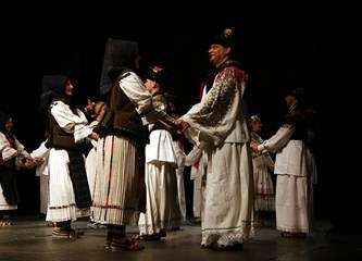 Velika Gorica ugostila 23. Županijsku smotru koreografiranog folklora: Pobijedio OSS Buševec s koreografijom „Šokačka kola Sonte“