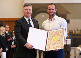 Milanović odlikovao Velimira Šandora, Ivana Čengića, Damira Martina...