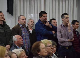 Lomničani protiv asfaltne baze