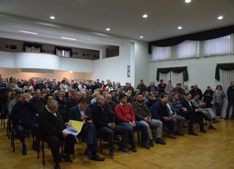 Lomničani protiv asfaltne baze