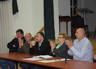 Lomničani protiv asfaltne baze