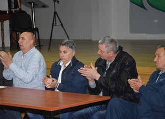 Lomničani protiv asfaltne baze