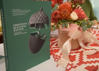 Kulturna baština naš je identitet kojeg treba čuvati i revitalizirati, a u Zborniku su trajno zapisani primjeri iz našeg zavičaja